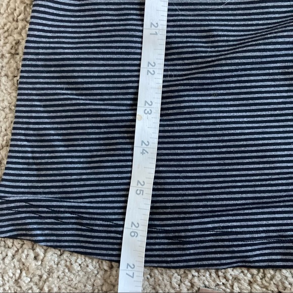 Lululemon Grey/Black Racerback Tank - Picture 8 of 8
